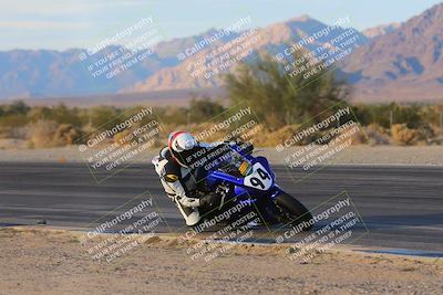 media/Dec-17-2023-CVMA (Sun) [[bf0c04832d]]/Race 18 Formula Twins-Formula 40 UL/